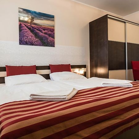 Bešeňová Apartman Mirka - Hotel Luka المظهر الخارجي الصورة